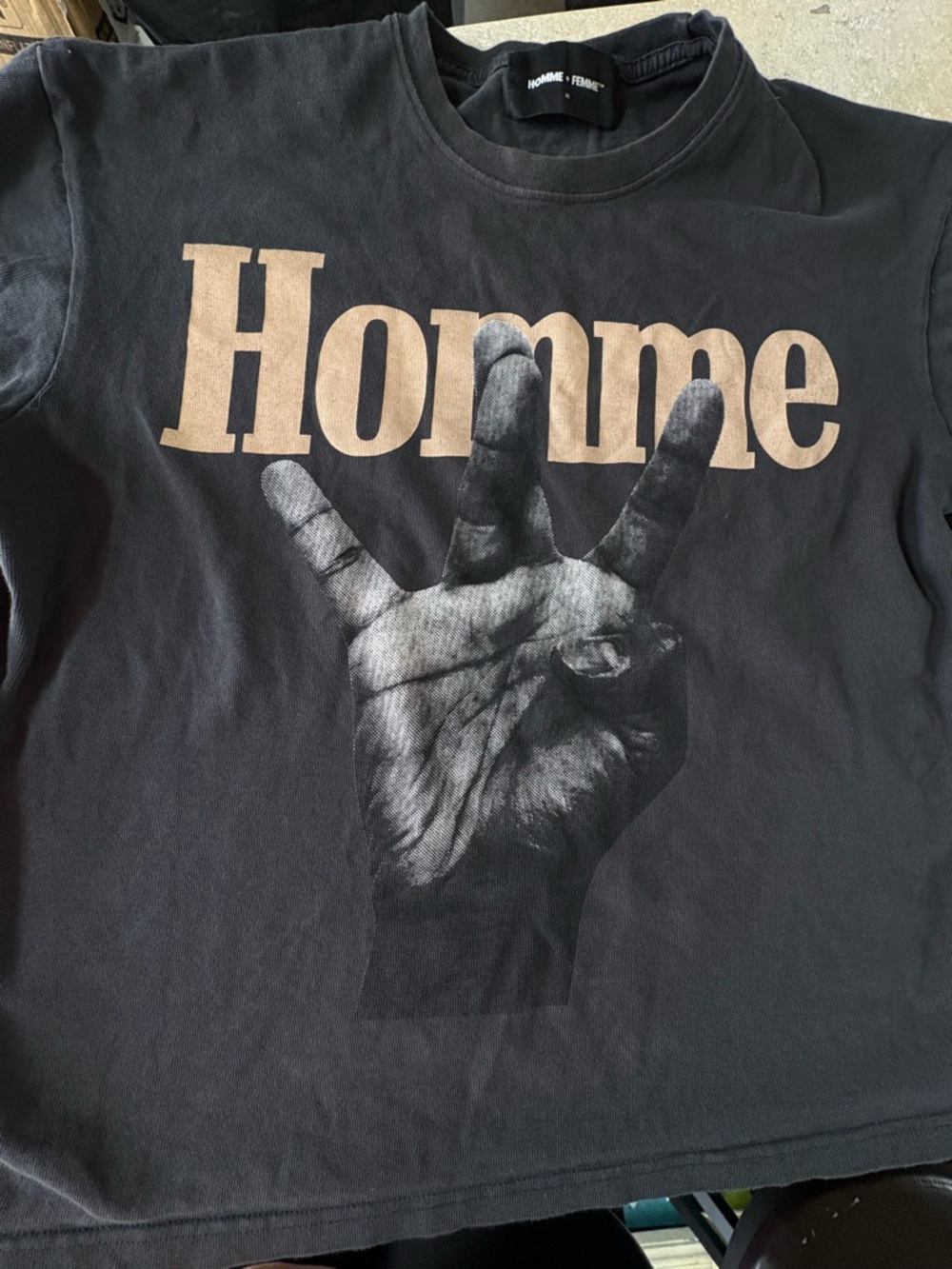 Homme Preme Graphic Tee in Black with Beige Logo sz XL